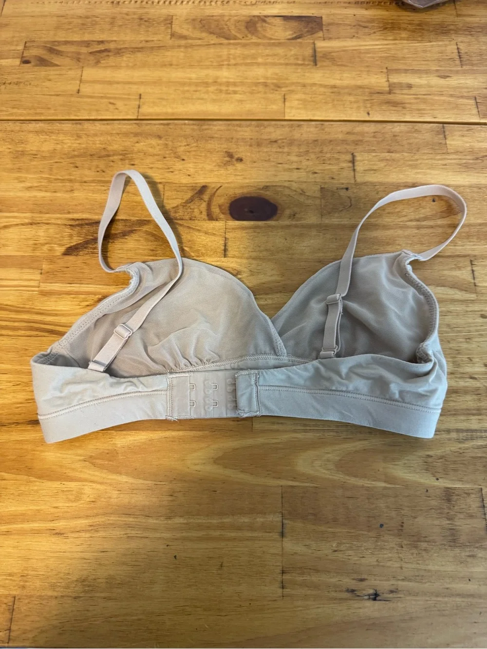 Skims Fits Everybody Crossover Triangle Bra Bralette Nude Size XS - Picture 3 of 4
